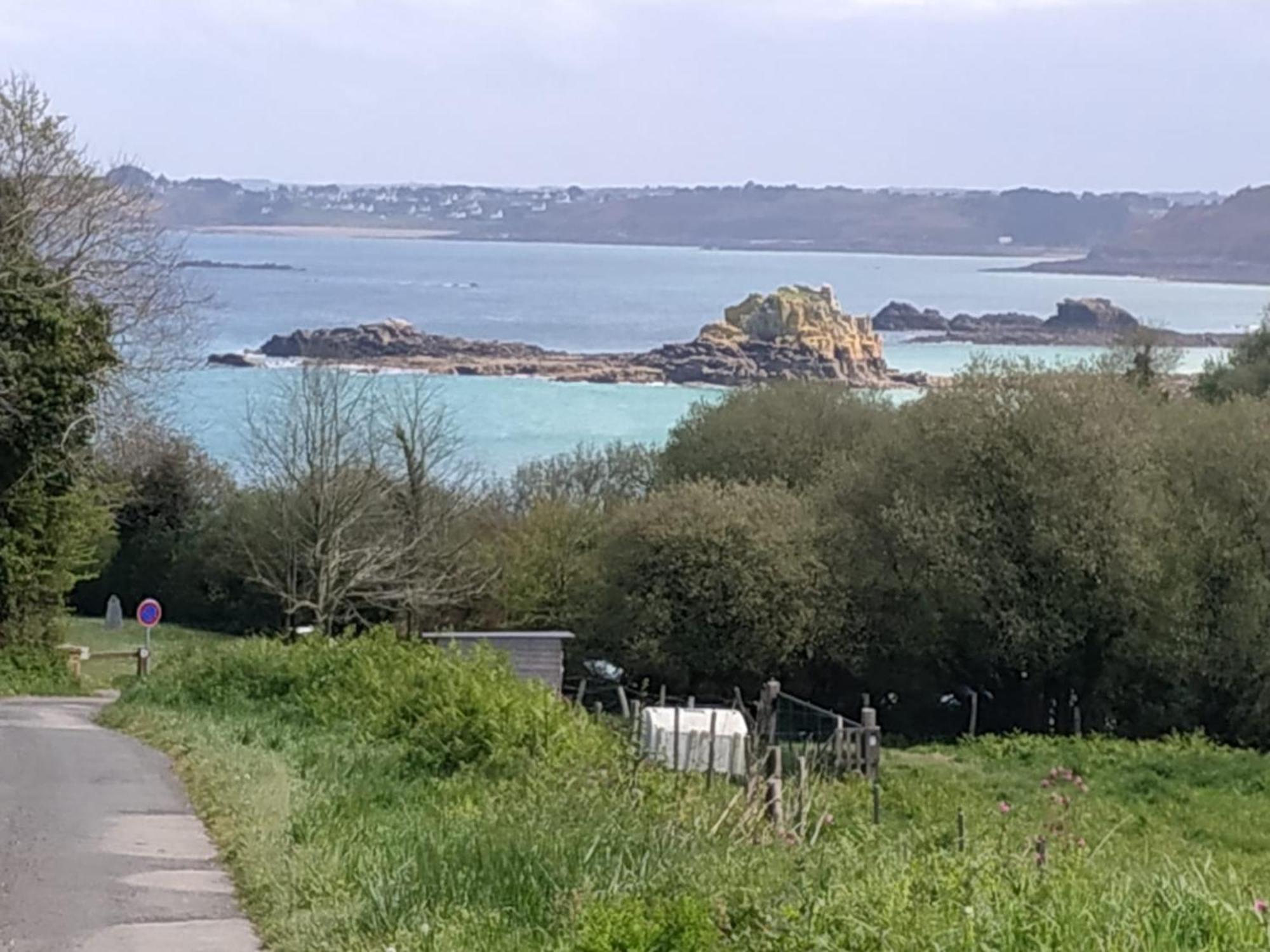 Maison Cosy Vue Mer A Guimaec 外观 照片